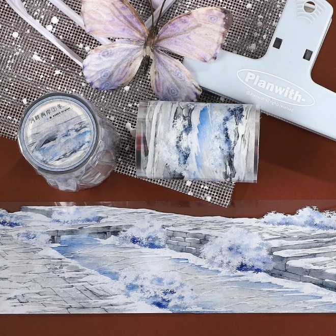 Snowy river bank PET tape